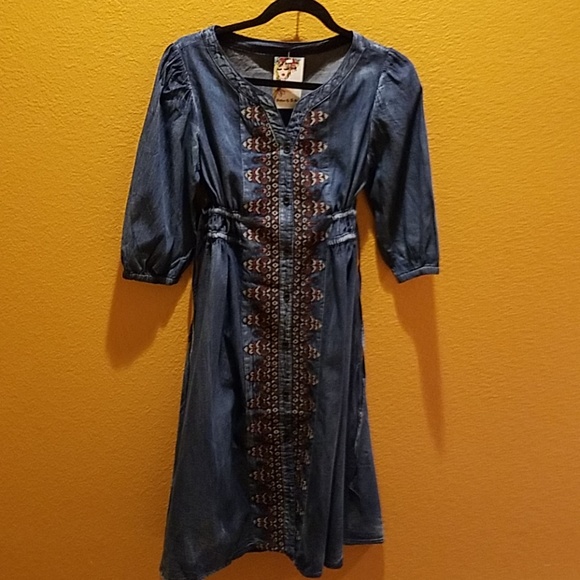 Pebble Cove Denim Dress - Picture 6 of 8